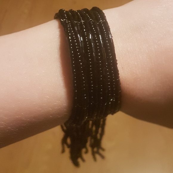 🖤 Beaded Tassel Bangles Cuff - Picture 6 of 7